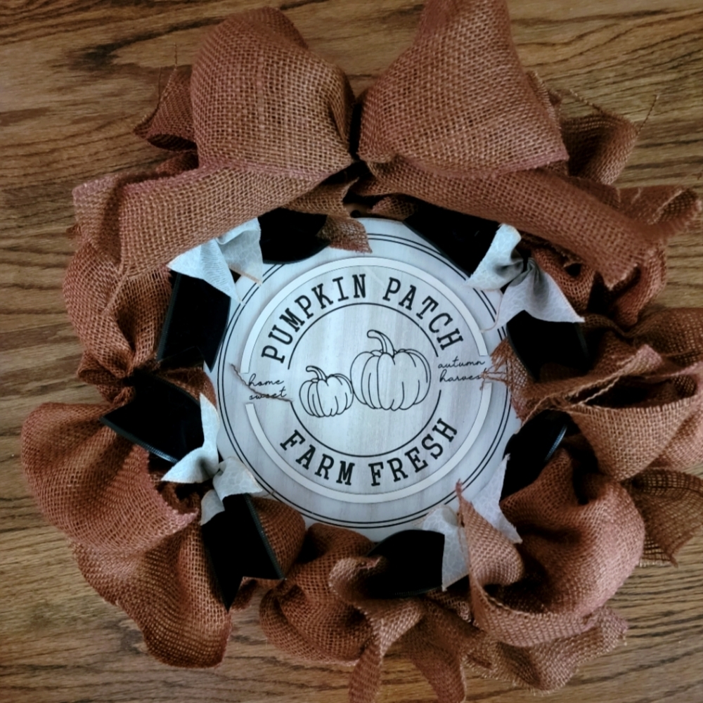 Fall wreath with sign